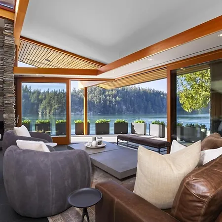 Chuckanut Point Villa